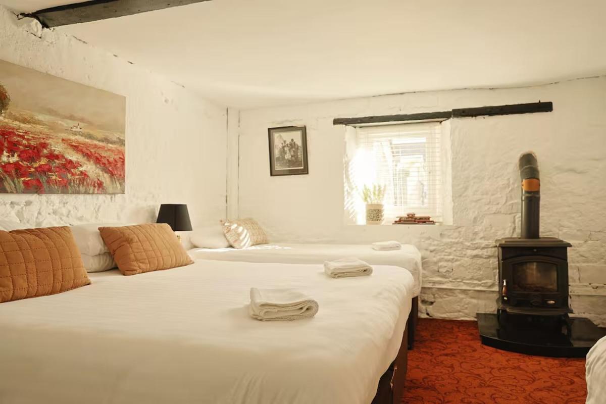 Fitz Of Inch Hotel Страдбали Екстериор снимка